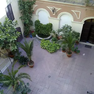 san-daniele-bundi-house.it-romehotels.com/