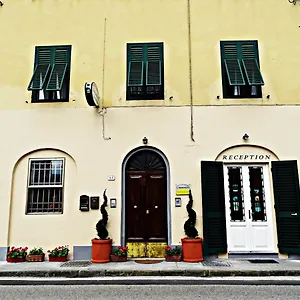Pensión Arancio Lucca